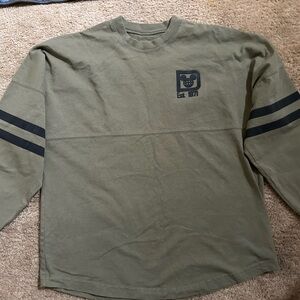 Disneyland spirit jersey long sleeve army olive green size medium